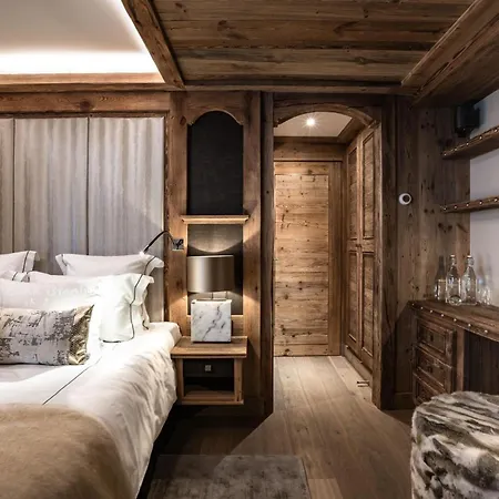 Apartamento Echoes Of The Mountains: A Luxe Chalet In