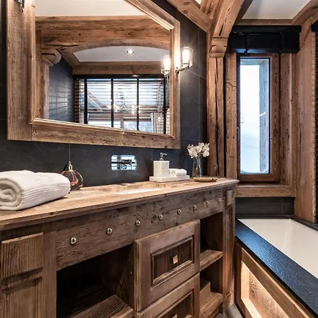Echoes Of The Mountains: A Luxe Chalet In Apartamento Sölden